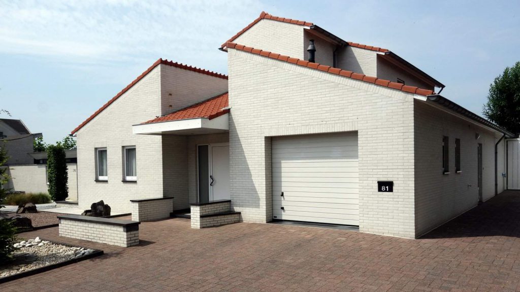 Holsberg zijkant deur Galerie JoLi